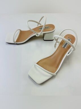 Steve Madden white square toe sandal Womens size 9 block heel wedding summer